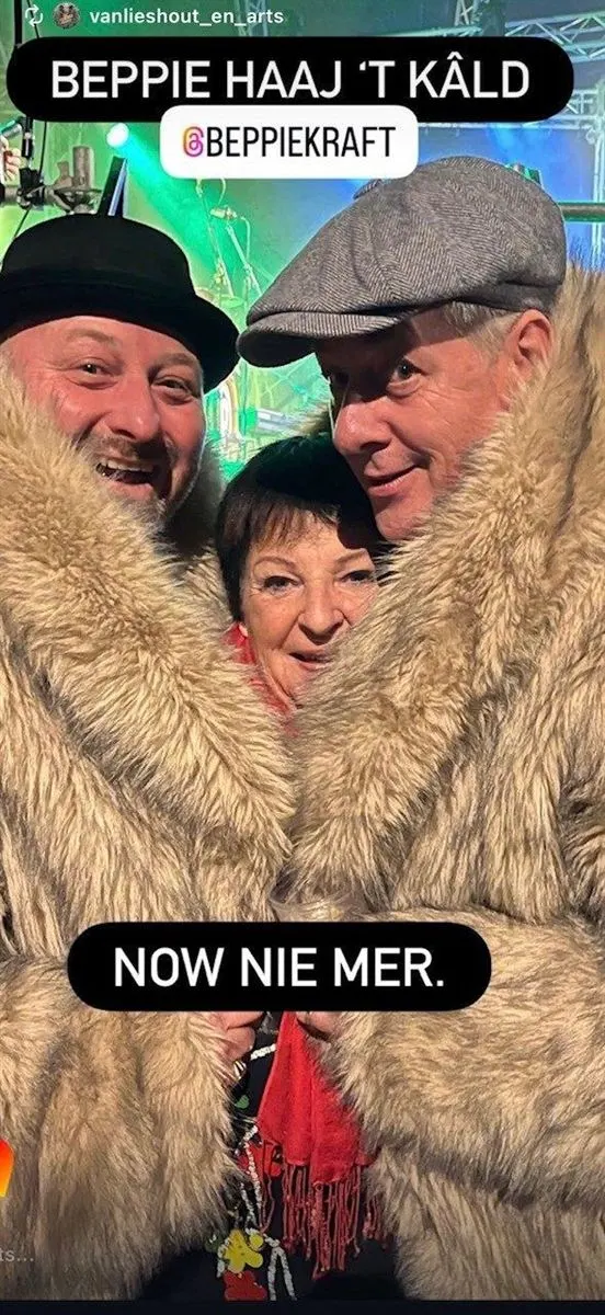 Door fans gedeelde foto met Beppie Kraft